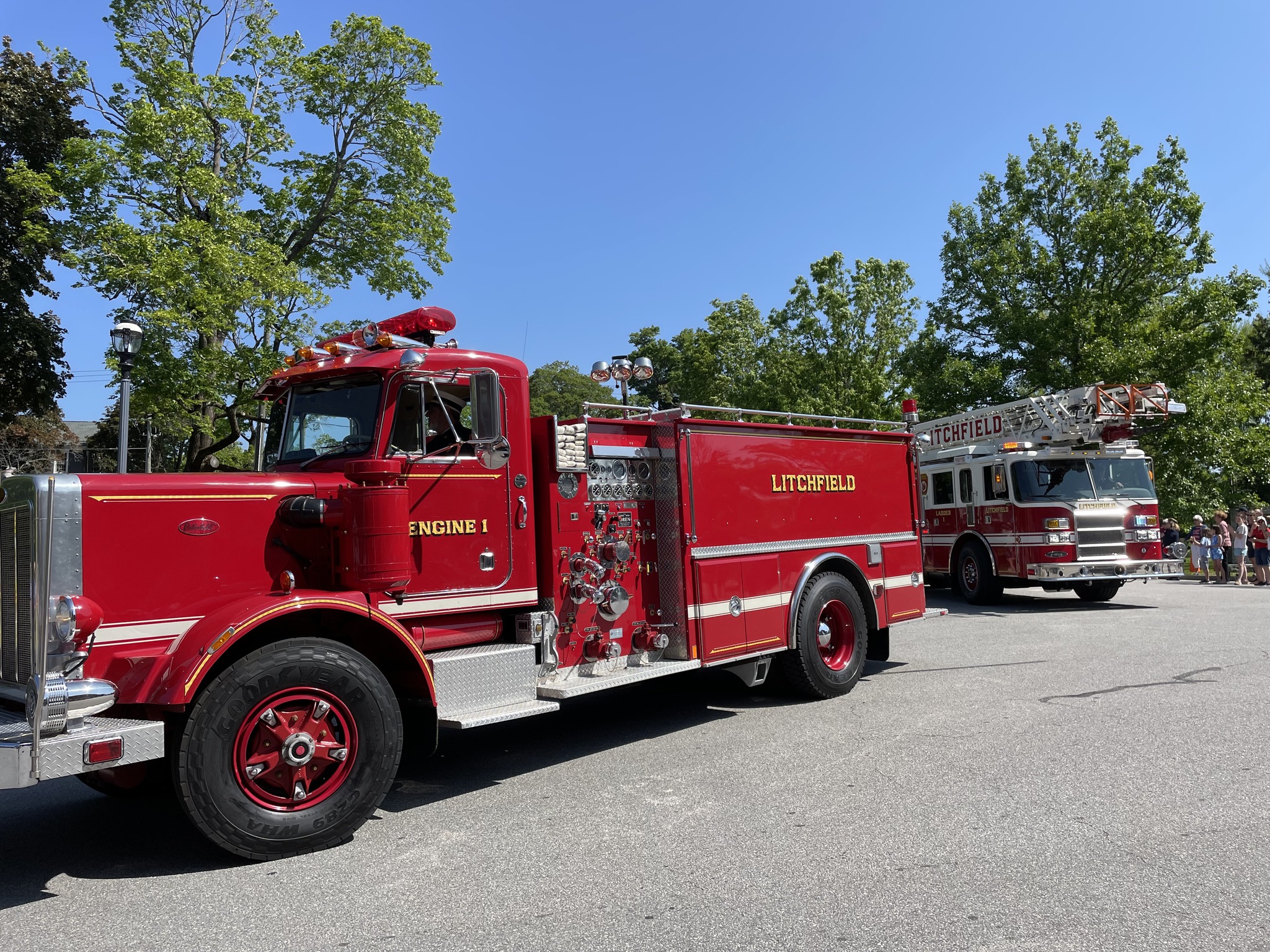 firetrucks firetrucks